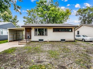 528 N Hickory Ln, Valley Center, KS 67147