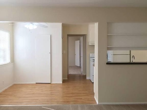 3rd image of 1233 Pedro St APT 66