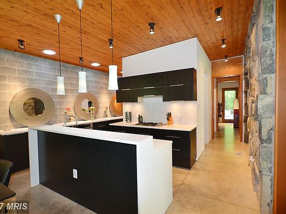 Custom Chef's Kitchen