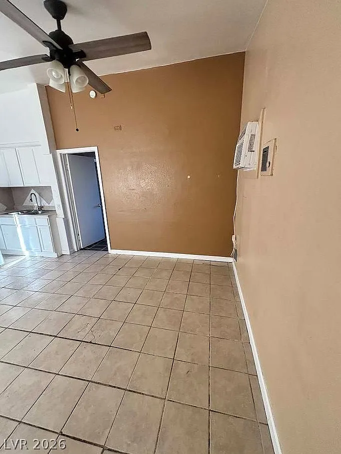 1 bed, 1.0 bath, 1820 sqft, $825 — Photo 3