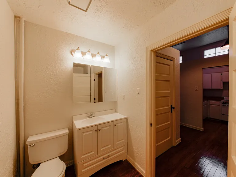 Renovated Apartments in the Historic Broadway Market Building — Photo 71