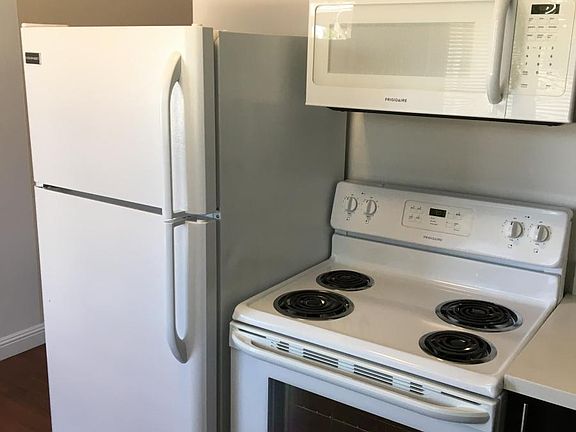 5th image of 460 N Winchester Blvd APT 9
