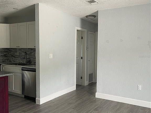 2nd image of 4907 Steyr St
