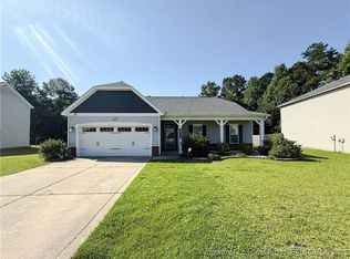 728 Roanoke Dr, Raeford, NC 28376