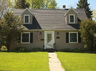 814 Morris St, Washington, IL 61571