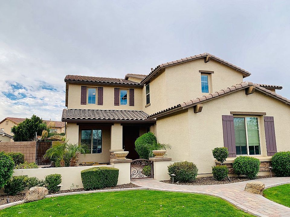 1st image of 2451 E Tonto Dr
