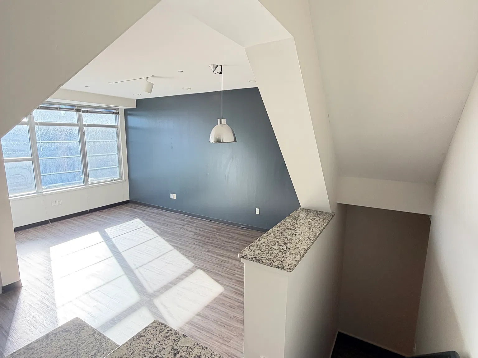 3 bed, $5,500 — Photo 4