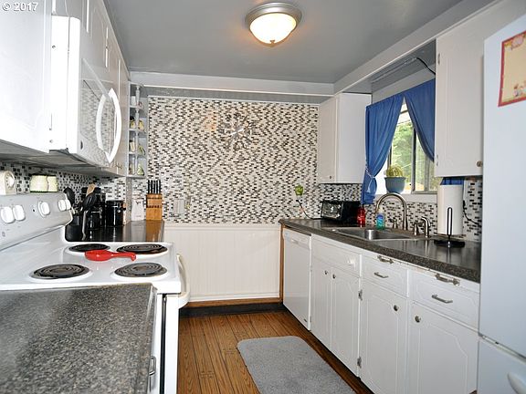 5th image of 14419 NE 99th St