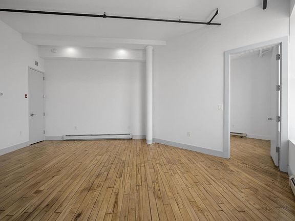 3rd image of 1381 Myrtle Ave APT 2E