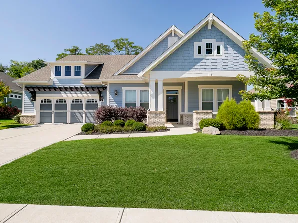 10994 Edgewood Dr, Fortville, IN 46040