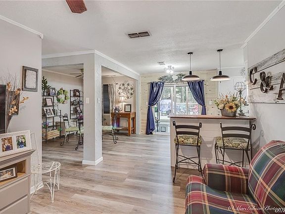 3rd image of 9376 Wardlow Dr