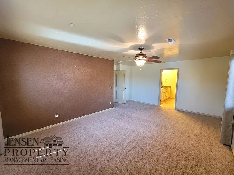 325 N Red Stone Rd #143 — Photo 21