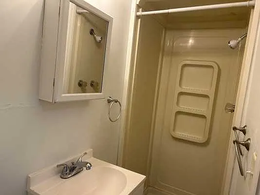 609 Prairie Ave #B — Photo 11