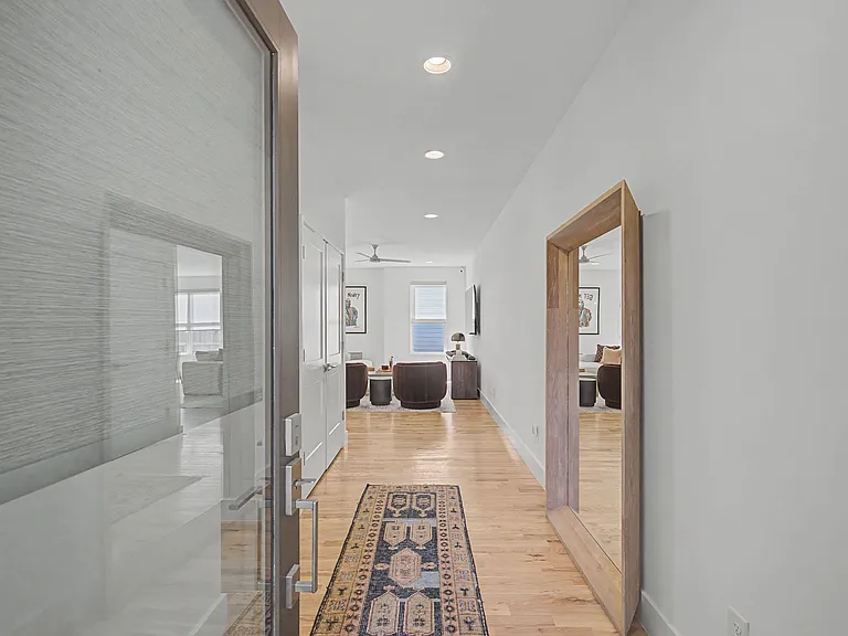 206 Ben Allen Rd #4 — Photo 3