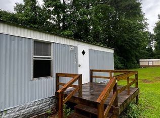 1031 Aaron Ln, Jacksonville, NC 28540