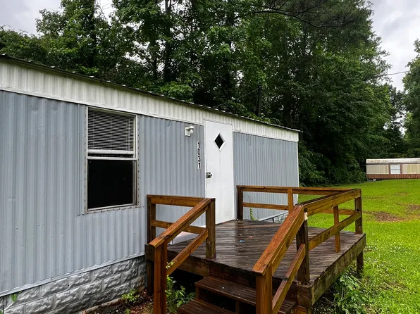 1031 Aaron Ln, Jacksonville, NC 28540