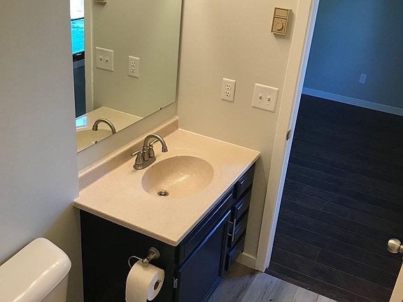 5th image of 1894 Brookhaven Dr #2