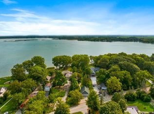 7211 Wind Lake Rd W, Waterford, WI 53185