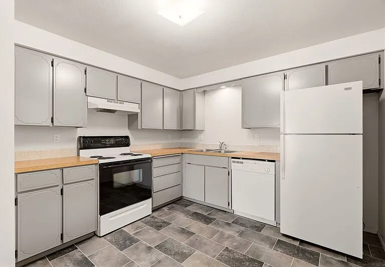 13121 E Skyview Ave #3 — Photo 10