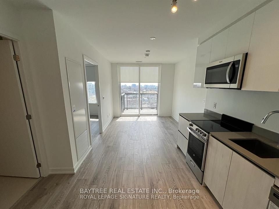 1st image of 3100 Keele St #526