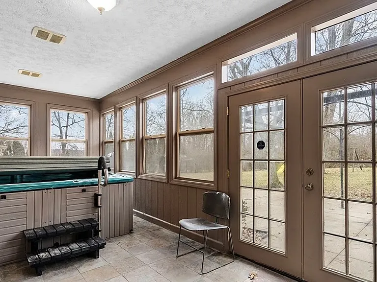 5770 Willow Walk — Photo 5