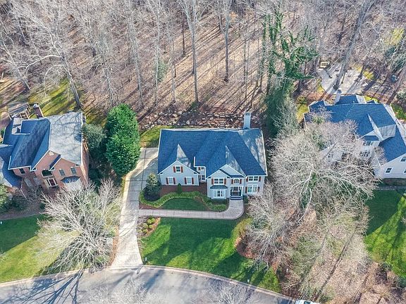 3rd image of 4916 Deer Walk Ave