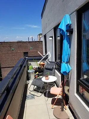 Rented by Yaffa Realty LLC | media 6