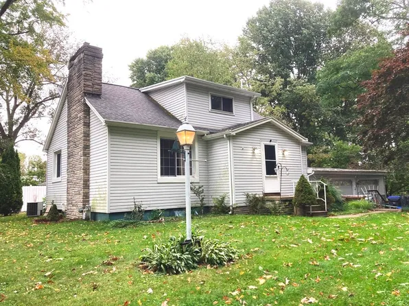 1803 Westwood Dr, Erie, PA 16505