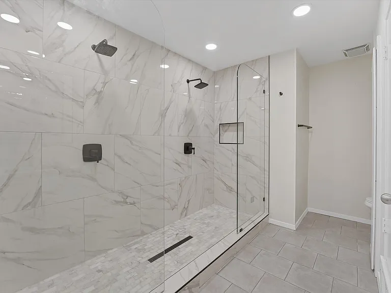 4007 Ridgebrook Dr #4007 — Photo 15