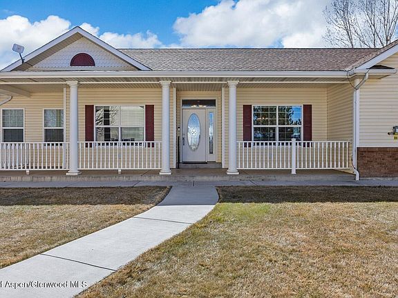 2nd image of 67196 Sunnyside Rd