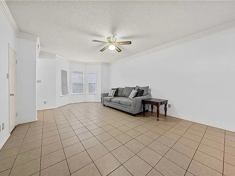 1307 Speight Ave — Photo 3