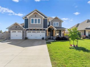 1701 Crump St, Pea Ridge, AR 72751