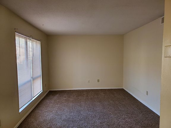 4th image of 2821 Los Gatos Ct #1-3-3