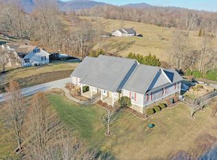 1730 Spring Ridge Rd, Big Stone Gap, VA 24219