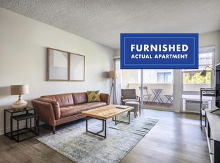 219 S Barrington Ave #ID340, Los Angeles, CA 90049