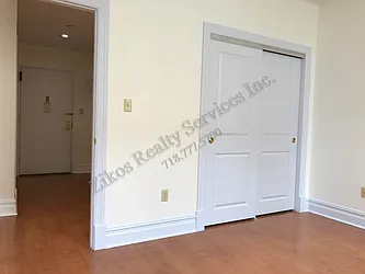 Rented by Zikos Realty Services