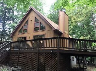 1010 Deer Valley Rd, Lake Ariel, PA 18436