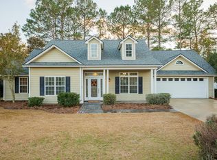 404 E Coleman Dr, Hahira, GA 31632