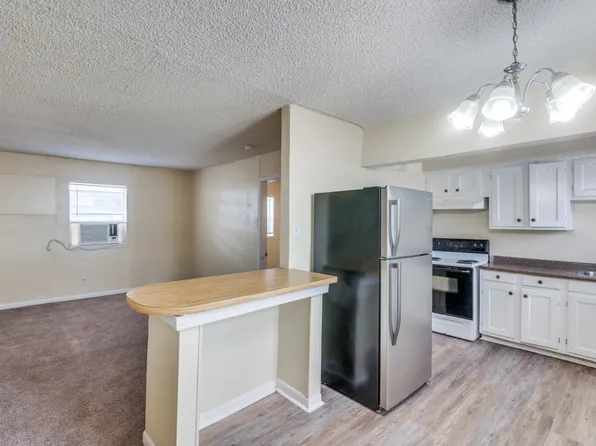 512 S Delaware St, Irving, TX