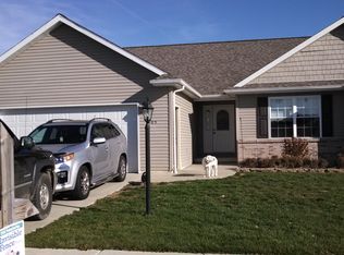1405 Courtney Dr, Washington, IL 61571