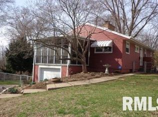 601 N Ashland Ct, West Peoria, IL