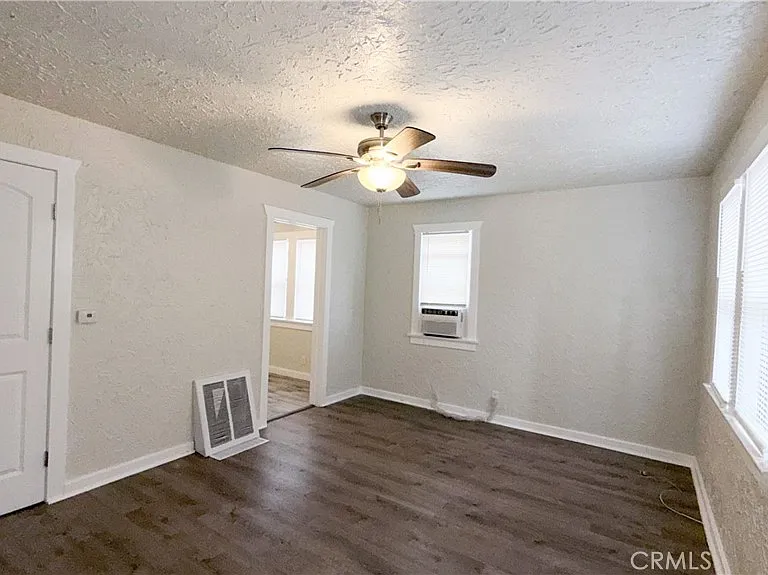 5023 Bakman Ave #2 — Photo 6