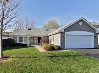 513 Old Country Way, Wauconda, IL 60084