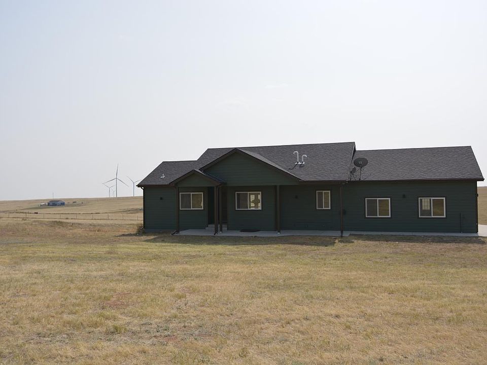 1st image of 621 Louise Ln