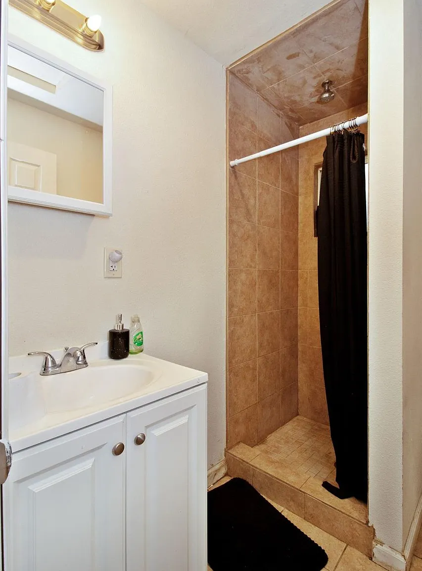 1 bed, 600 sqft, $800 — Photo 4