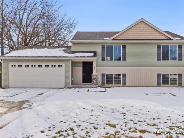 198 Alma St, Sparta, MI 49345