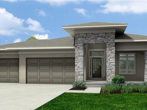 18601 Reinhardt St, Overland Park, KS 66085