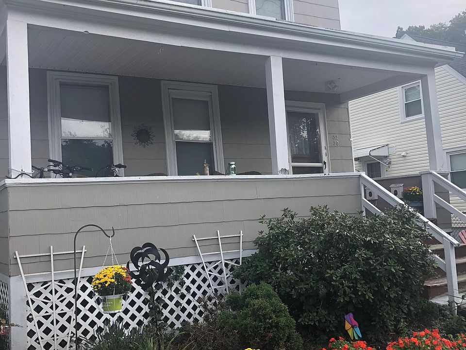 1st image of 30 Willow Ave