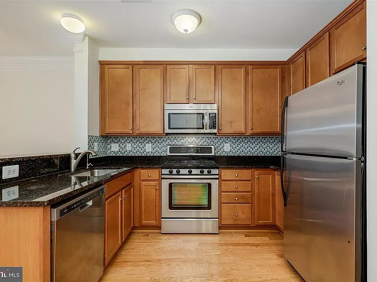 15221 Leicestershire St — Photo 5