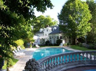 295 Meadowbrook Rd, Weston, MA 02493